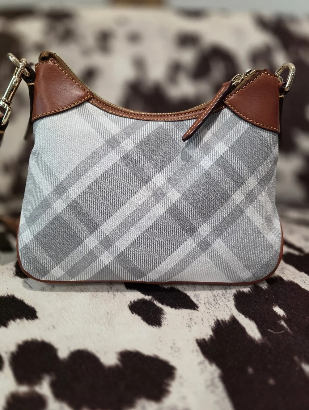 Dooney And Bourke